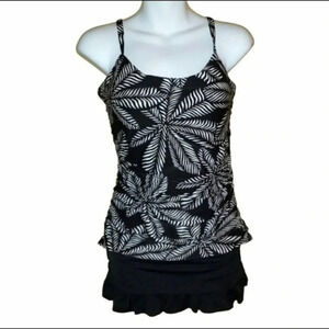 Coco Reef B/W tankini with side ruching 34C